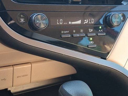 Used 2024 Toyota Camry LE FWD image 15