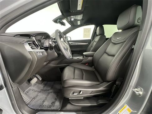 Certified 2025 Cadillac XT5 Luxury image 20