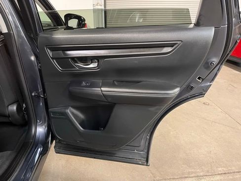 Used 2025 Honda CR-V LX image 15