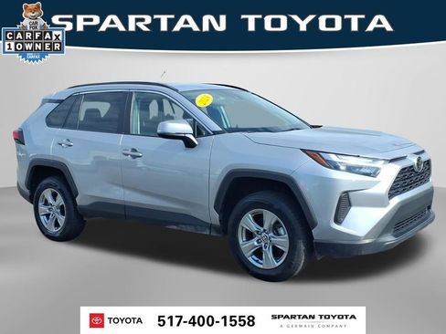 Used 2024 Toyota RAV4 XLE FWD image 5