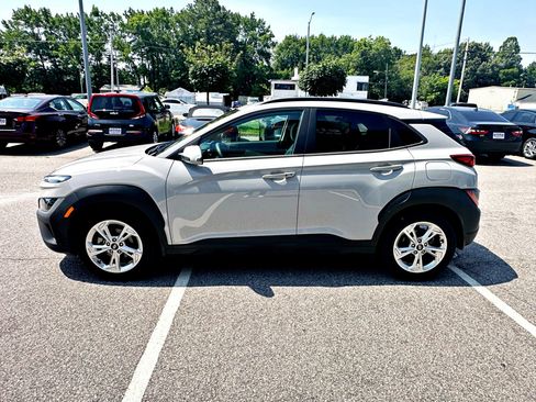Used 2023 Hyundai Kona SEL w/ Cargo Package FWD image 4