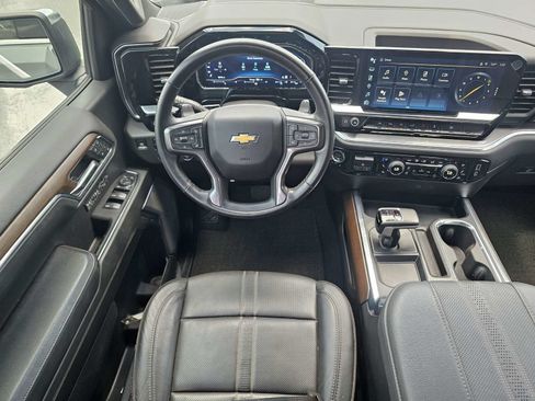 Used 2024 Chevrolet Silverado 1500 High Country w/ Technology Package AWD/4WD image 17