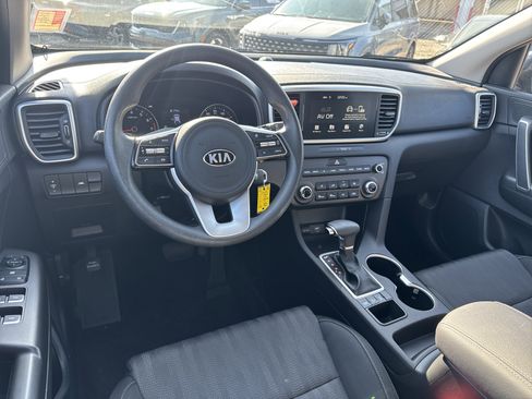 Certified 2022 Kia Sportage LX image 22