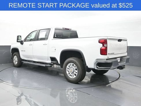 Used 2024 Chevrolet Silverado 2500 LT AWD/4WD image 10