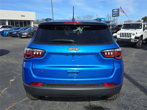 Used 2026 Jeep Compass Limited image 4