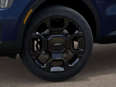 New 2026 Kia Sorento AWD image 9
