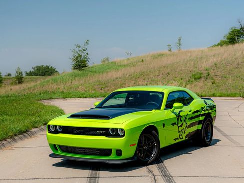 Used 2023 Dodge Challenger SRT Hellcat Redeye image 39