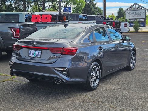 Used 2021 Kia Forte LXS FWD image 5