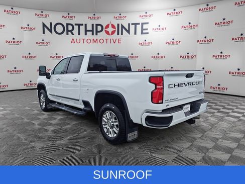 Used 2025 Chevrolet Silverado 2500 High Country w/ Technology Package image 6