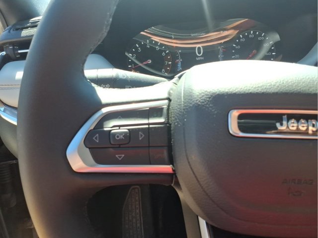 Used 2024 Jeep Compass Limited AWD/4WD image 18