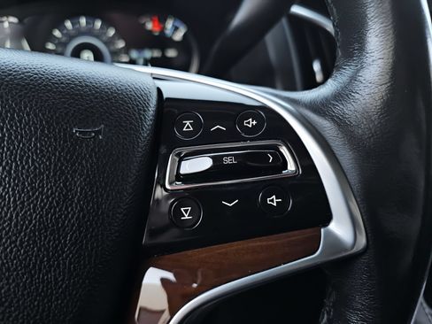 Used 2019 Cadillac Escalade Premium Luxury w/ Escalade Sport Edition AWD/4WD image 27