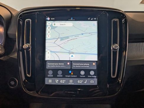 New 2026 Volvo XC40 B5 Plus w/ Protection Package Premier image 19