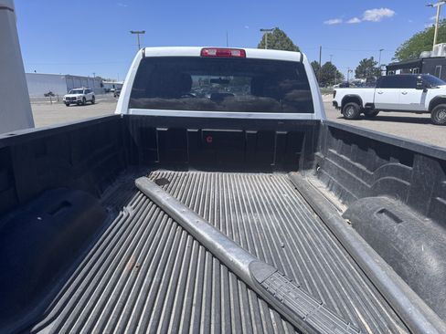 Used 2013 RAM 2500 Tradesman w/ Chrome Appearance Group AWD/4WD image 52