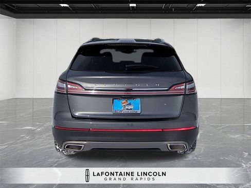 Certified 2022 Lincoln Nautilus Reserve w/ Equipment Group 201A image 4