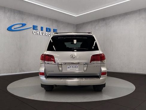 Used 2014 Lexus LX 570 4WD image 14