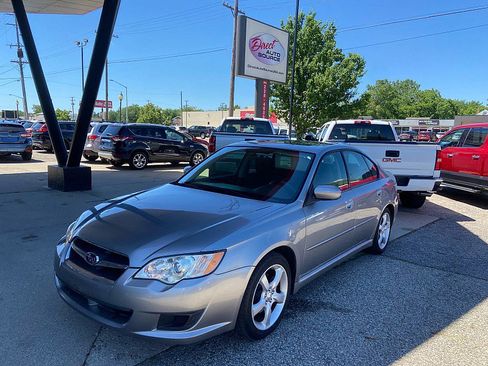Used 2009 Subaru Legacy 2.5i Special Edition AWD/4WD image 8