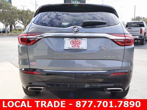 Used 2019 Buick Enclave Essence image 6