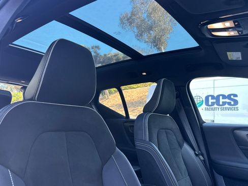 Certified 2023 Volvo XC40 Recharge Plus AWD/4WD image 20