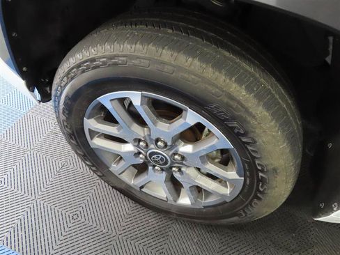 Used 2022 Toyota Tundra 1794 Edition AWD/4WD image 6