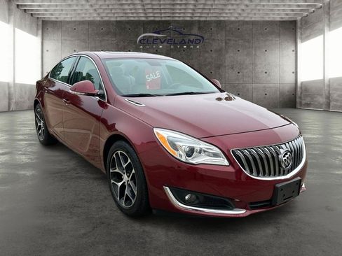 Used 2017 Buick Regal Sport Touring FWD image 1