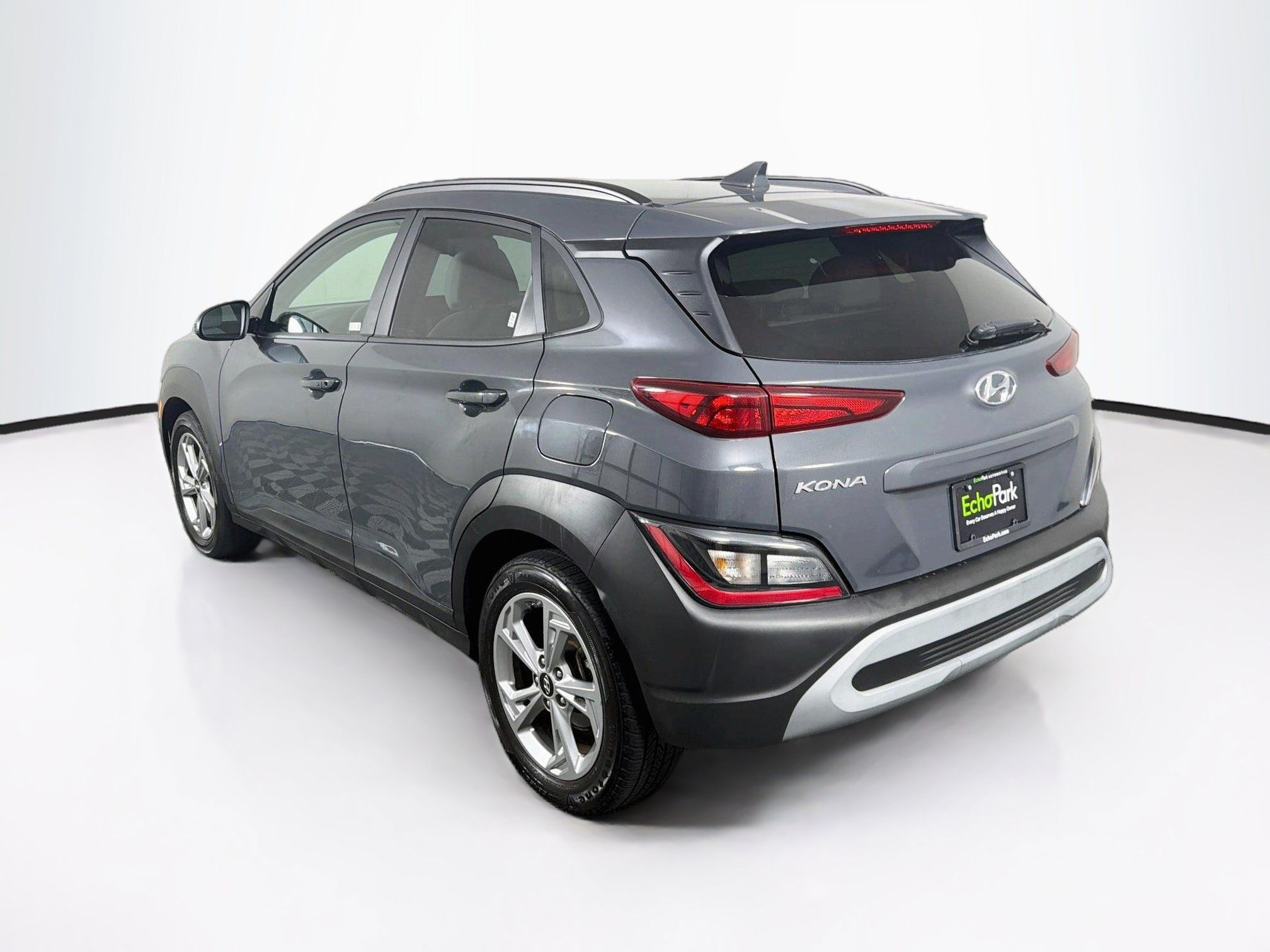 Used 2023 Hyundai Kona SEL FWD image 5
