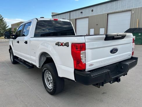 Used 2022 Ford F250 XL w/ Power Equipment Group AWD/4WD image 5