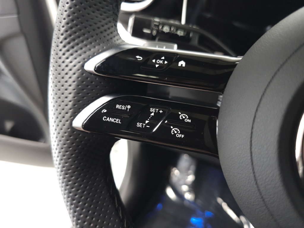 Certified 2026 Mercedes-Benz GLC 300 4MATIC image 10