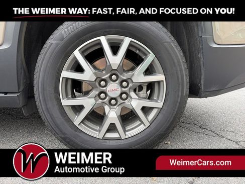 Used 2023 GMC Acadia SLE w/ Driver Convenience Package AWD/4WD image 9