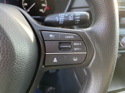 Used 2024 Honda CR-V LX image 19