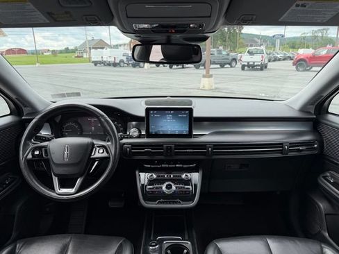 Used 2022 Lincoln Corsair AWD w/ Premium Package image 14