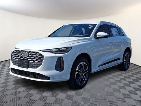 New 2025 Audi Q5 Premium image 3