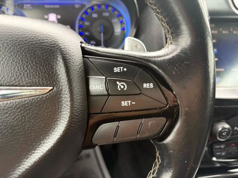 Used 2015 Chrysler 300 S w/ 300S Premium Group image 25