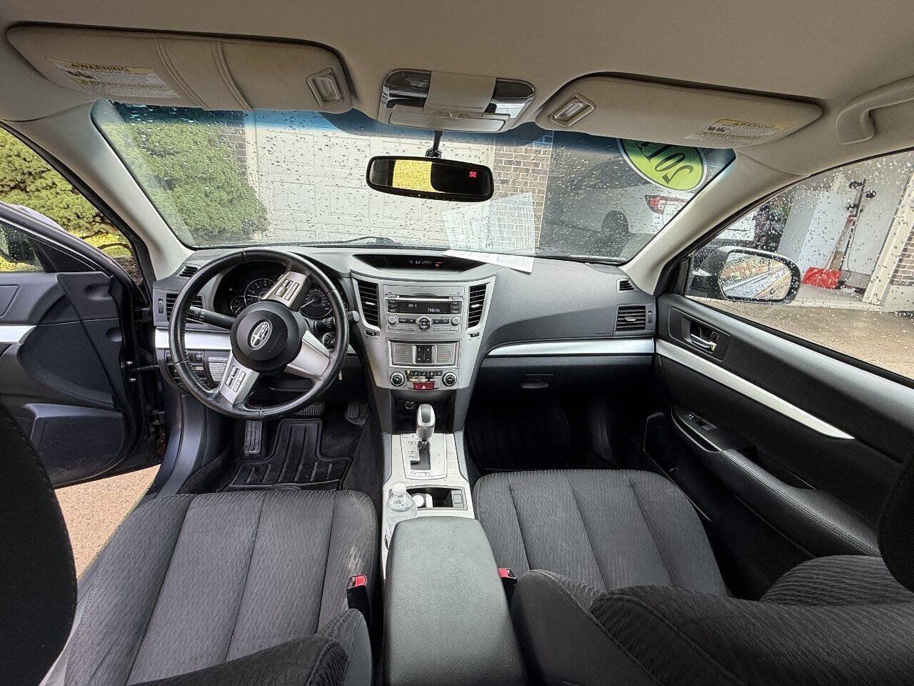 Used 2011 Subaru Legacy 2.5i Premium AWD/4WD image 9