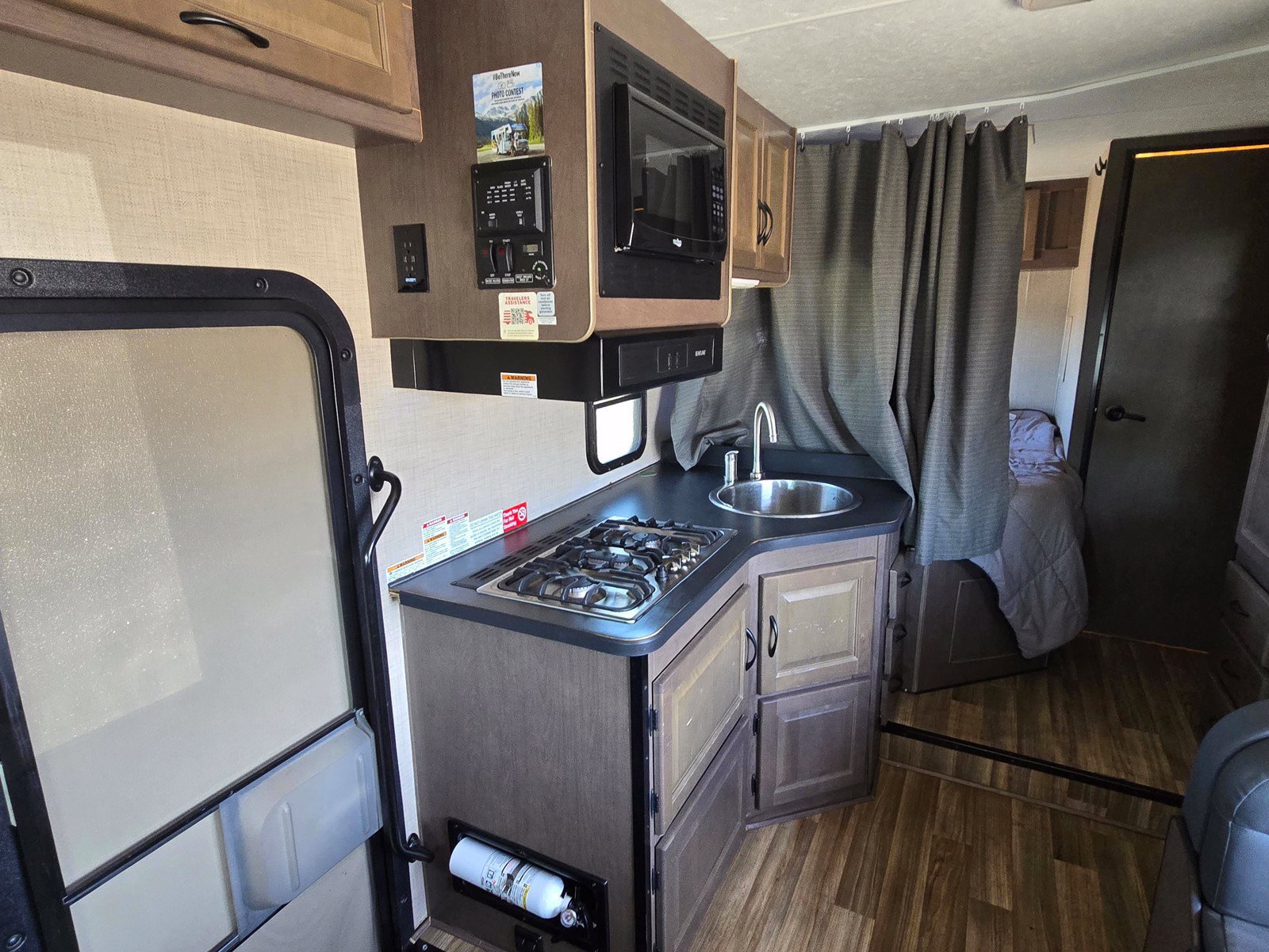 Used 2018 Ford E-350 and Econoline 350 Super Duty w/ Motorhome Prep Package RWD image 17
