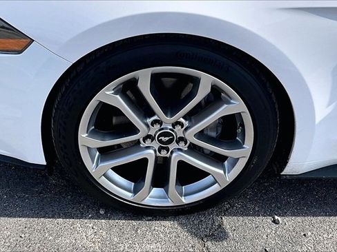 Used 2021 Ford Mustang GT Premium w/ Carbon Sport Interior Package image 33