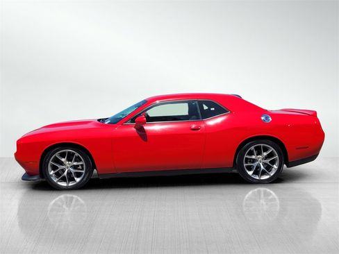 Used 2022 Dodge Challenger GT image 10