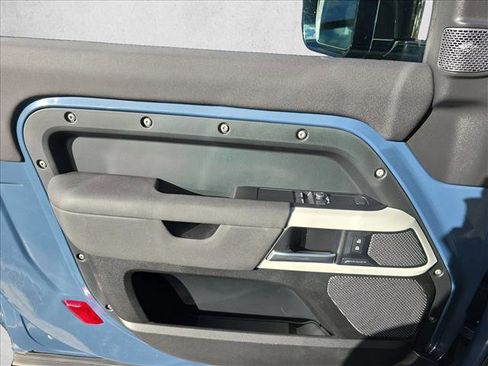 Used 2021 Land Rover Defender 90 X-Dynamic S image 26