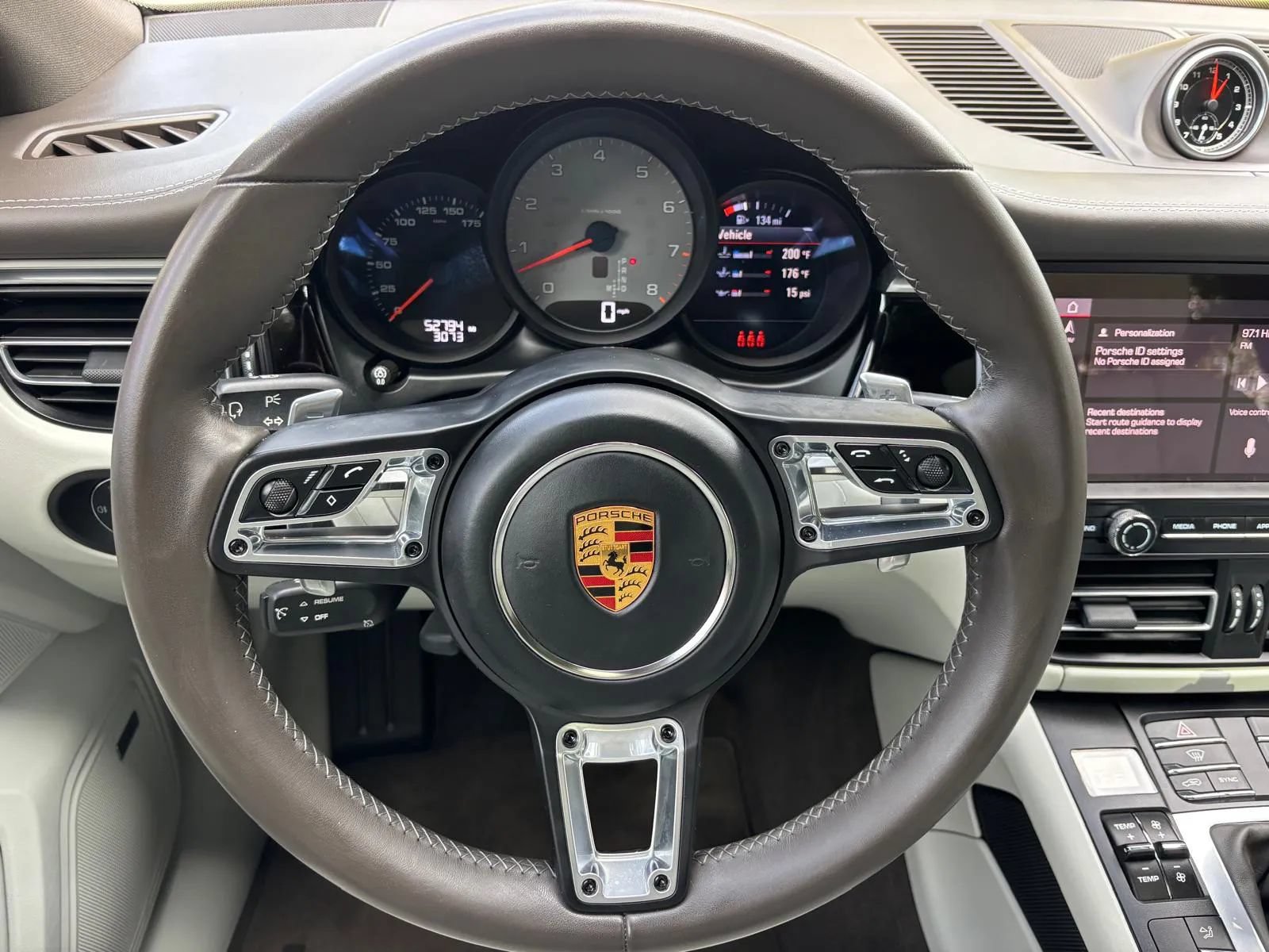 Used 2021 Porsche Macan S AWD/4WD image 15