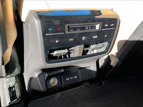 New 2026 Acura MDX w/Advance Package image 18