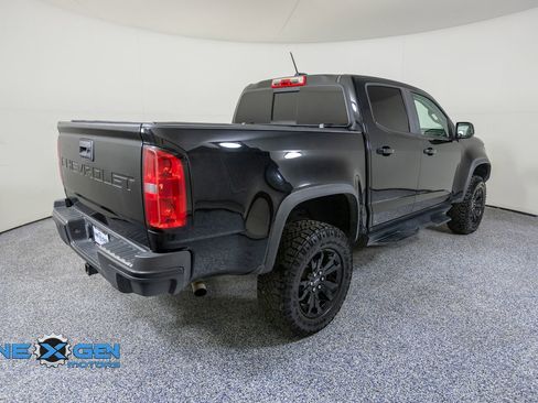Used 2022 Chevrolet Colorado ZR2 w/ ZR2 Midnight Special Edition AWD/4WD image 7