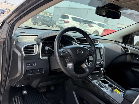 Used 2020 Nissan Murano SV FWD image 4