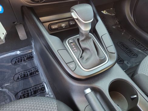 Used 2022 Kia Soul LX w/ Technology Package FWD image 21
