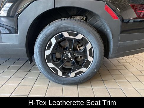 Used 2025 Hyundai Santa Fe SEL AWD/4WD image 20