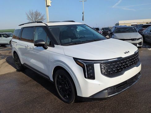 New 2026 Kia Carnival SX Prestige image 1