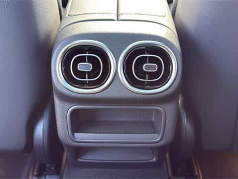 Certified 2026 Mercedes-Benz GLC 300 4MATIC image 30