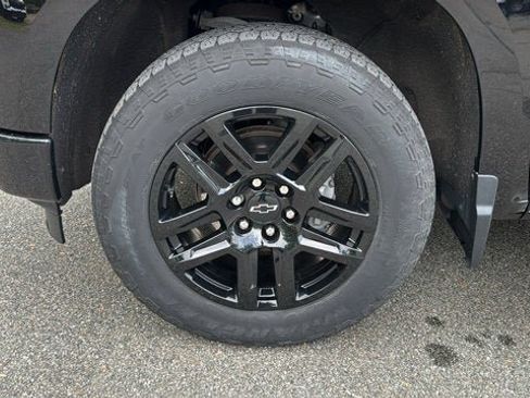 Used 2023 Chevrolet Silverado 1500 RST AWD/4WD image 11