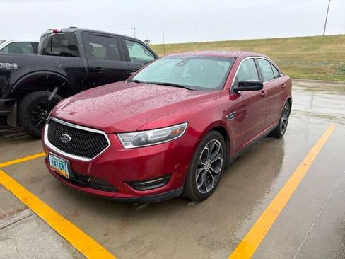 Used 2015 Ford Taurus SHO w/ Technology Package AWD/4WD image 5