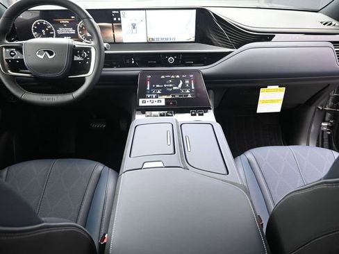 New 2026 INFINITI QX80 4WD image 29