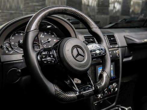 Used 2011 Mercedes-Benz G 550 image 14