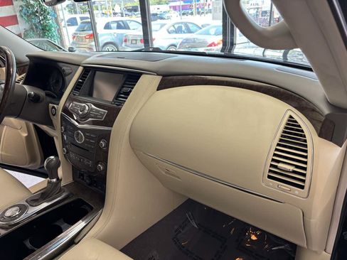 Used 2017 INFINITI QX80 2WD w/ Driver Assistance Package image 15